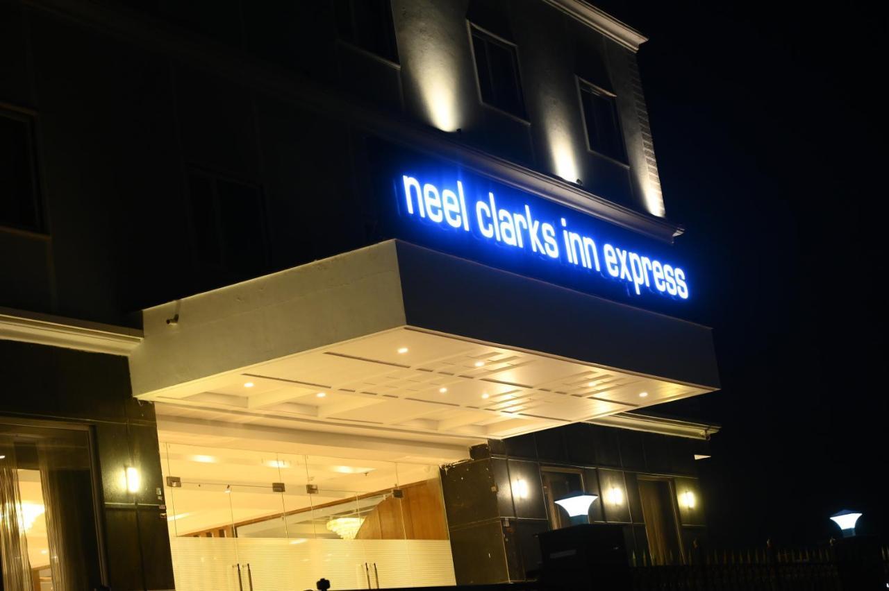 Neel Clarks Inn Express アーグラ エクステリア 写真